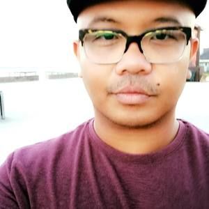 Meet your Posher, Leo